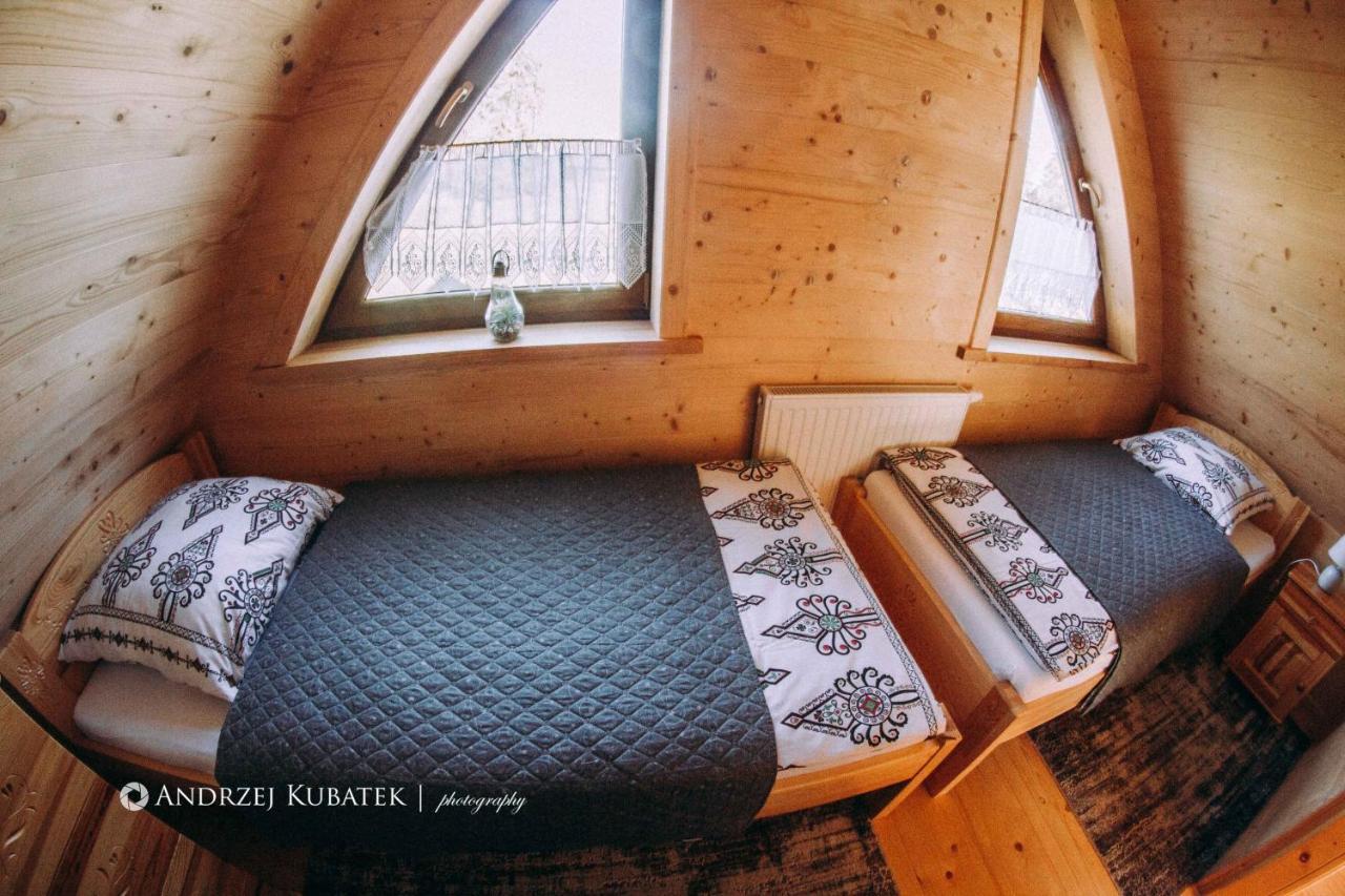 Domki Malcykowka W Zebie Z Jacuzzi Zab Exterior photo